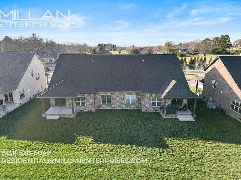 1065 Veridian Dr — Photo 33