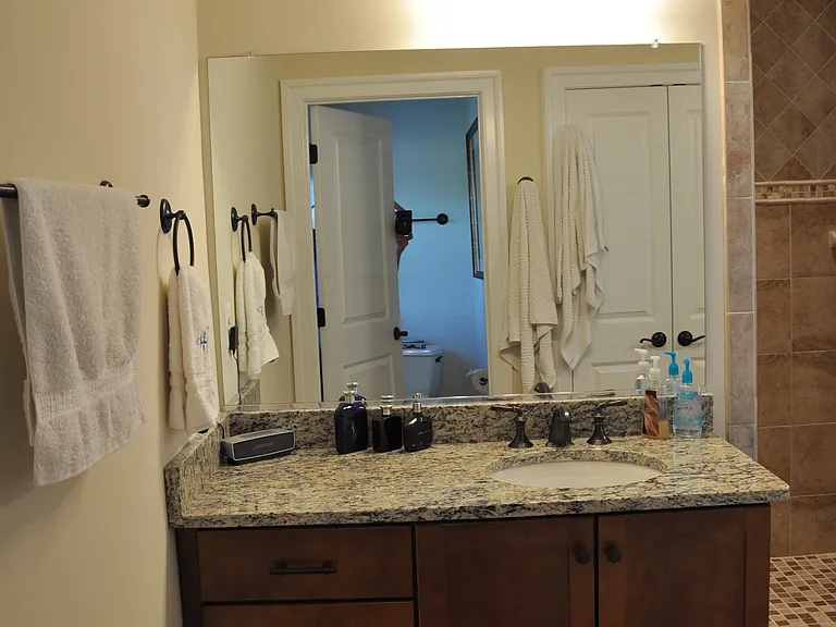 827 Nalle St — Photo 12