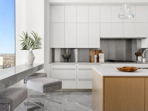 432 Park Avenue image 7 of 36