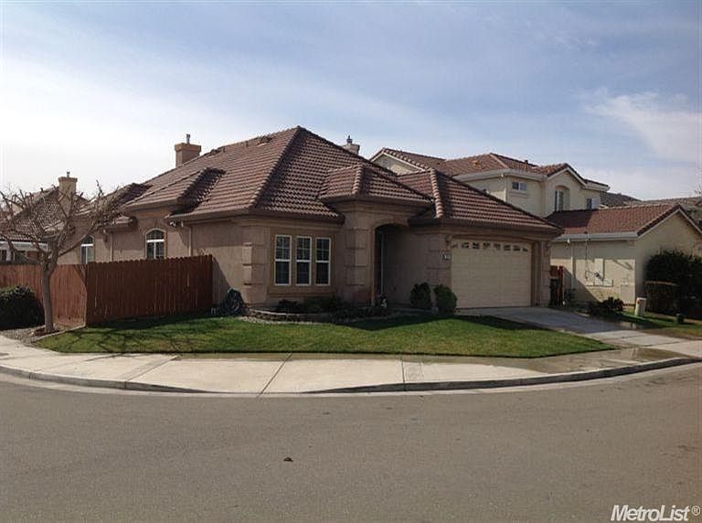 1st image of 2112 Tennis Ln