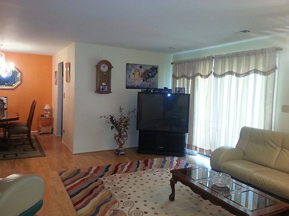 3rd image of 1620 Partridge Ct #7