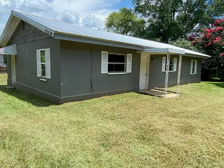 2178 Mooty Bridge Rd — Photo 1