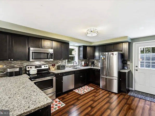 110 Gumwood Ln, Kunkletown, PA 18058
