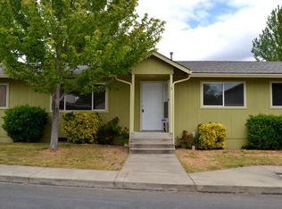 1708 NE Fairview Ave, Grants Pass, OR 97526
