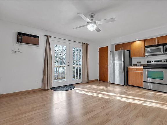 5th image of 19 Warren Ave
