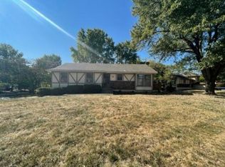 13400 Overhill Ave, Grandview, MO 64030