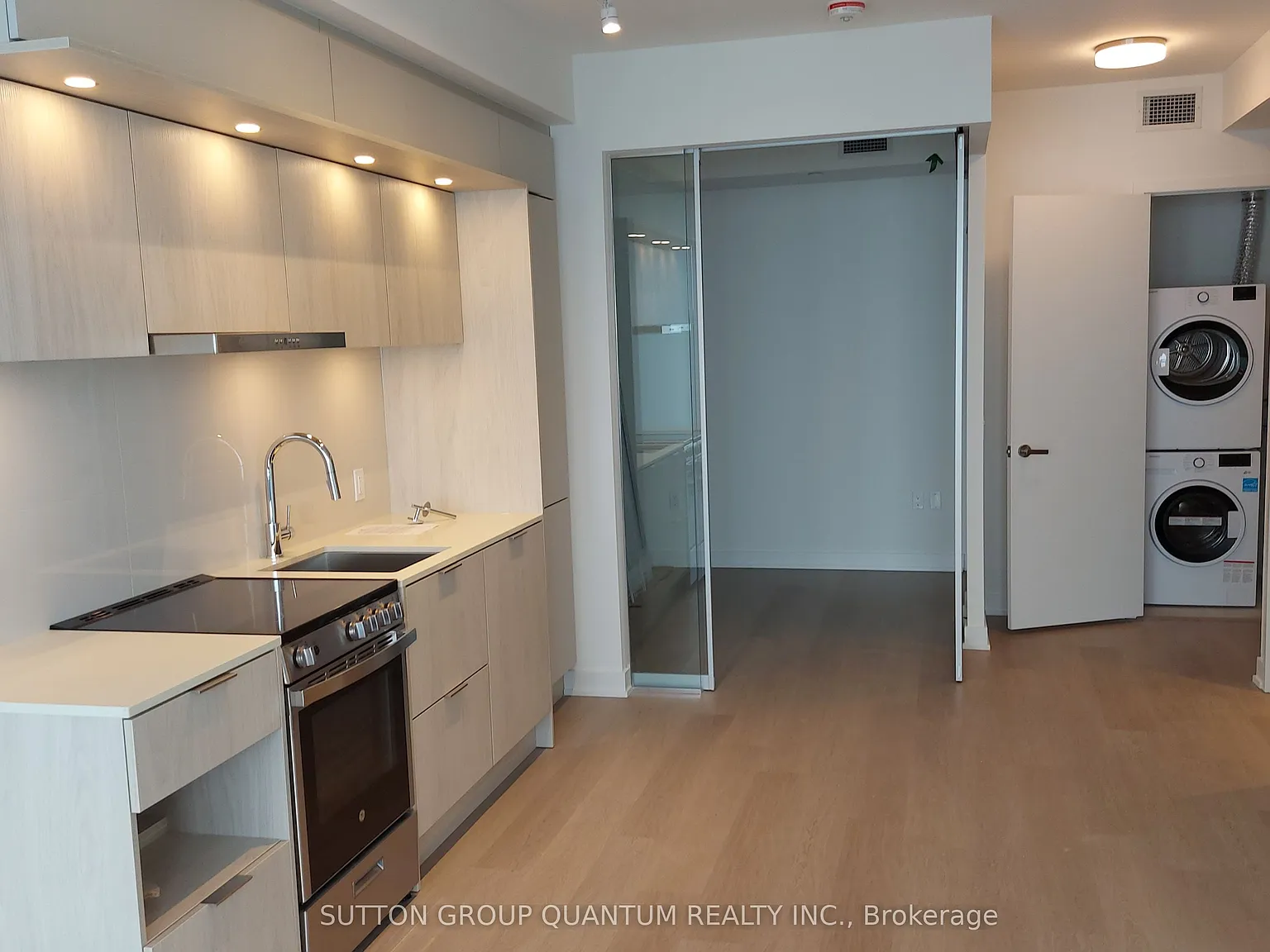 2 bed, $2,450 — Photo 4