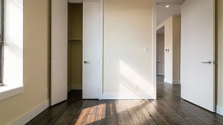 Rented by Nooklyn NYC LLC | media 17