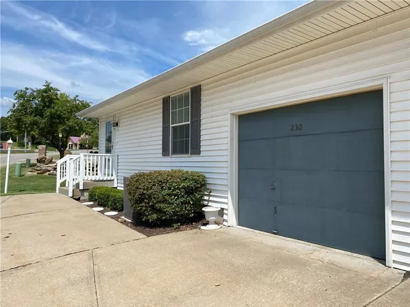 230 E Partridge Ave #51, Independence, MO 64055