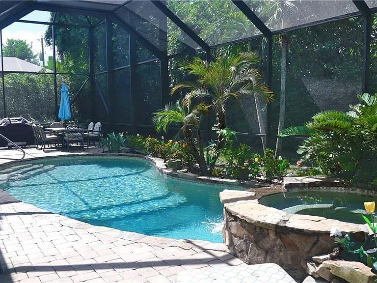 649 Bow Line Dr — Photo 3