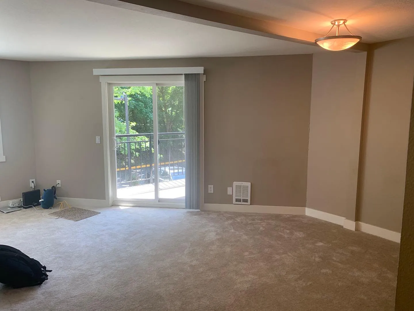 15819 NE Leary Way — Photo 2