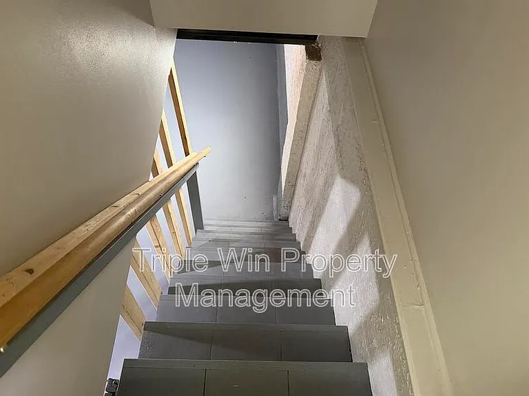 1145 Patterson Rd — Photo 24