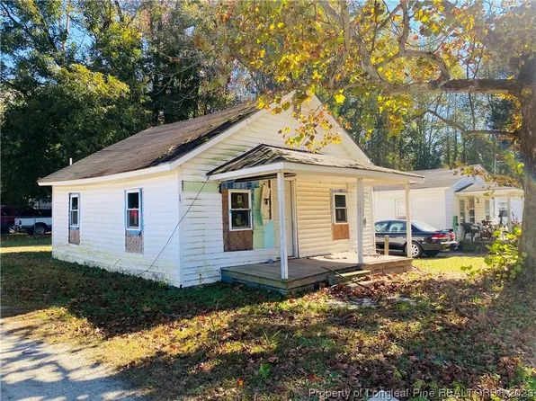 207 S Cross St, Warsaw, NC 28398