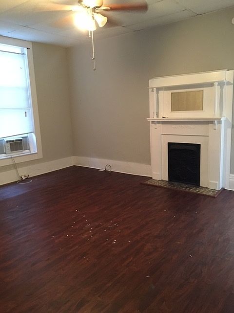 2nd image of 1028 Villa Pl #B