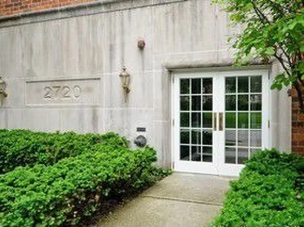2718 Central St #4C, Evanston, IL 60201