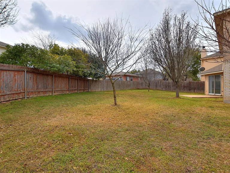 2205 Southeastern Trl — Photo 23