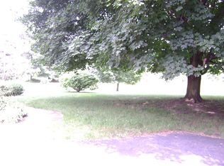 4 Marigold Ln, Andover, MA 01810