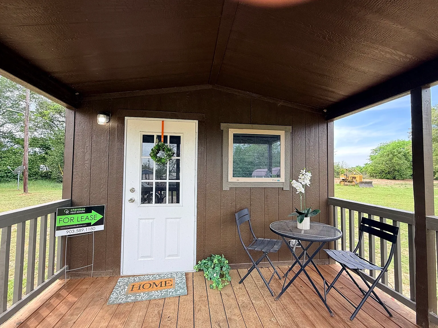 1 bed, 390 sqft, $1,050 — Photo 1