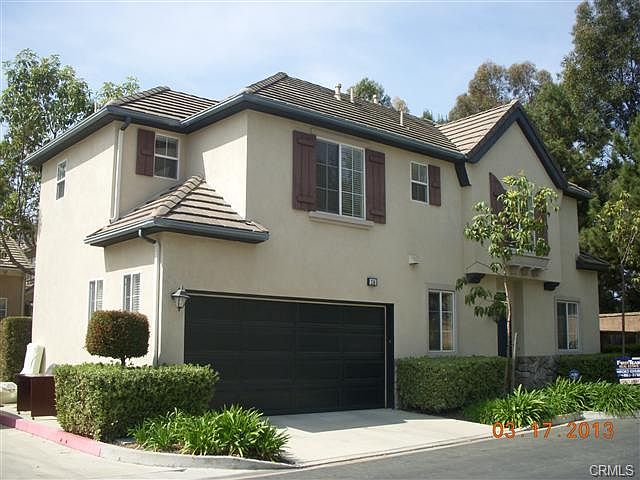 1st image of 114 Danbury Ln
