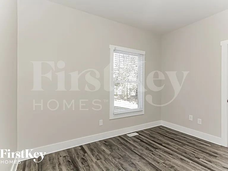 509 A E Talleyrand Ave — Photo 12