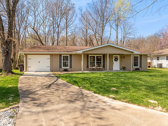3rd image of 2016 W Norwood Dr