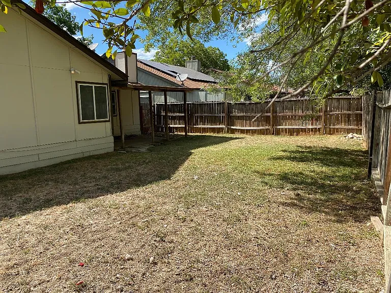 6022 Ridge Glade St — Photo 17