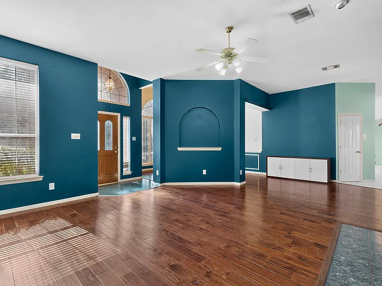 4057 Bramley Way — Photo 8