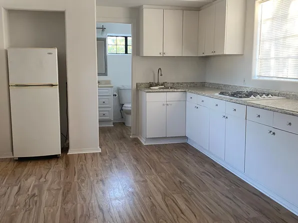 1002 Vale View Dr #B, Vista, CA 92081