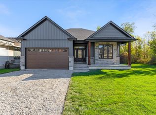 207 Forks Rd, Welland, ON L3B6C5