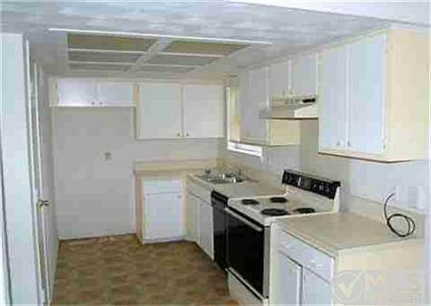 3rd image of 3023 Topaz Ln