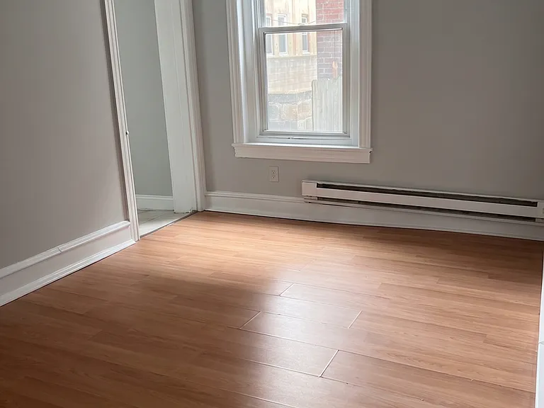 53 West Logan St. — Photo 4