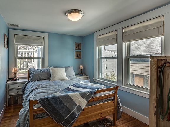 4th image of 144 Winthrop Shore Dr APT 4