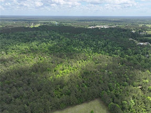 2nd image of Ellis Blvd