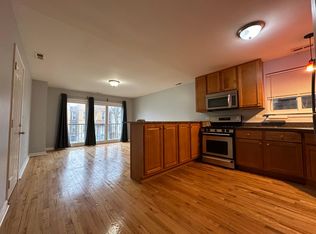 3433 W Grenshaw St #2, Chicago, IL 60624