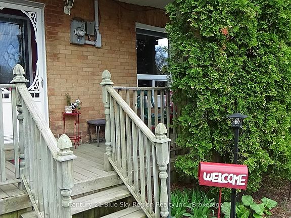 3rd image of 176 Church St