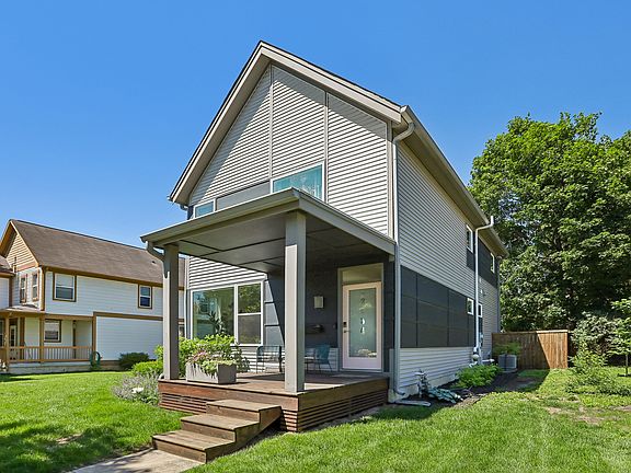 3rd image of 2434 N Park Ave