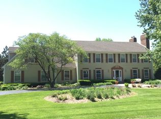 4 Gregory Ln, South Barrington, IL 60010