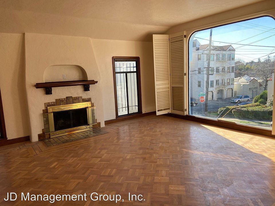 1st image of 740 Beatie St