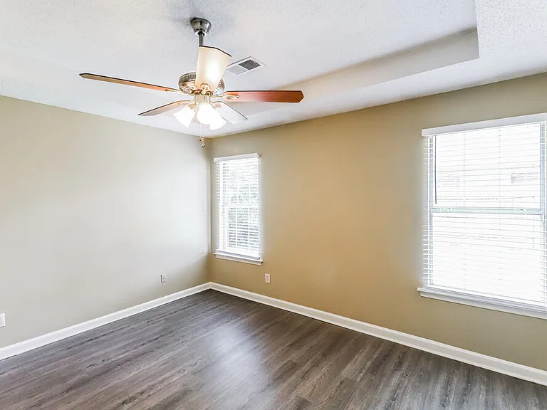2753 Virginia Woods Pl — Photo 10