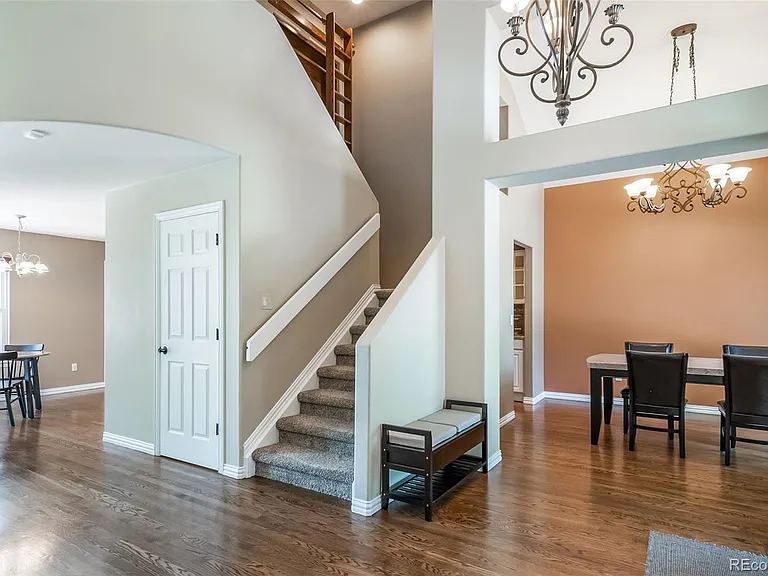 1011 S Valentia St #81 — Photo 3
