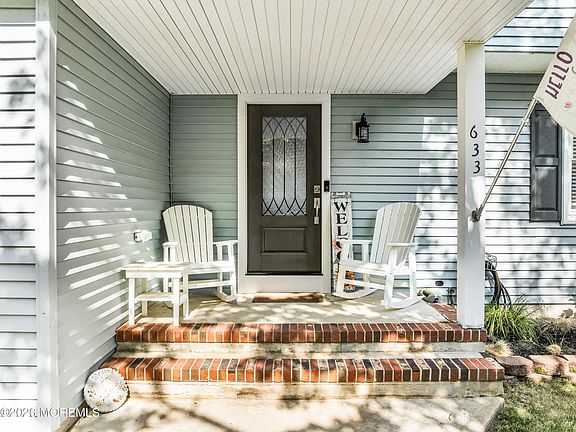 2nd image of 633 Garfield Avenue