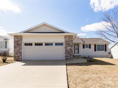 1114 Moose Dr NW, Cedar Rapids, IA, 52405