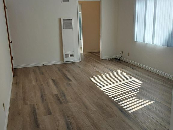2nd image of 3050 Luna Dr #3050