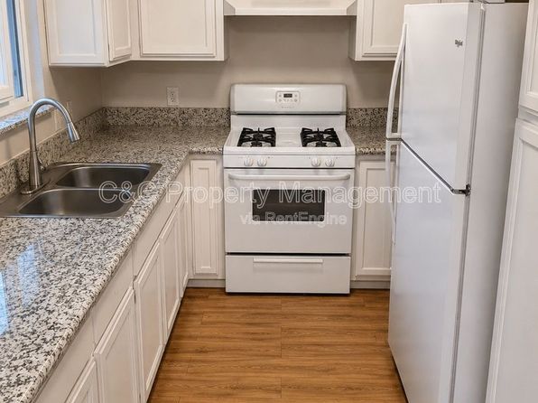 701 Oakland Ave #1