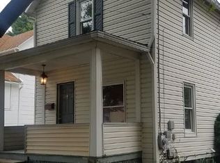 243 19th St NW, Barberton, OH 44203