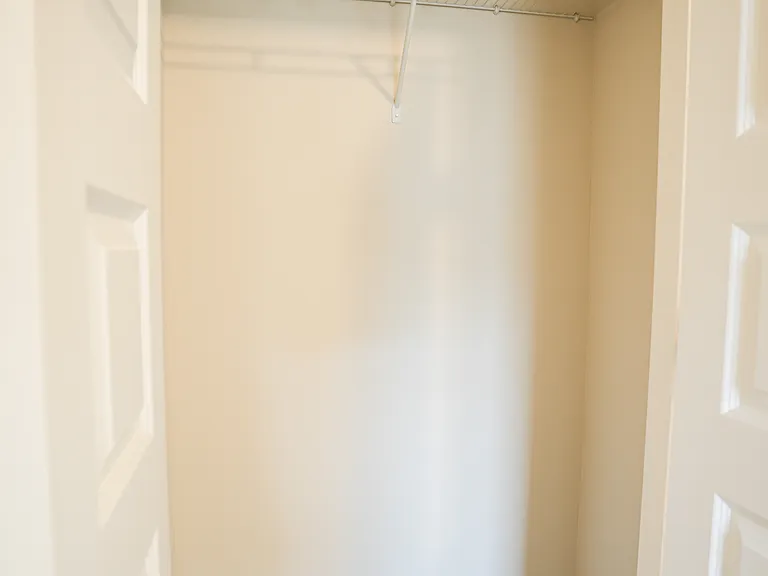2813 W Mulberry St — Photo 21