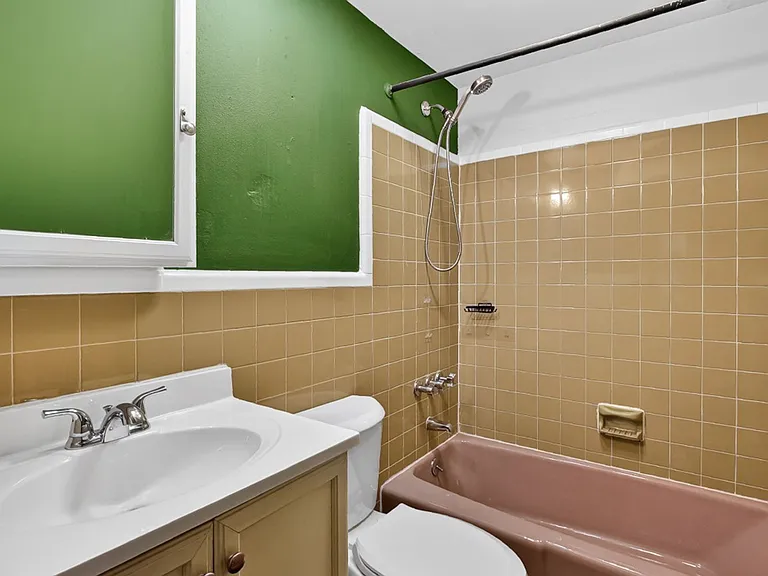 166 Park St #168 — Photo 10