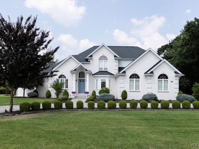 4550 Boncrest Dr, Buffalo, NY, 14221