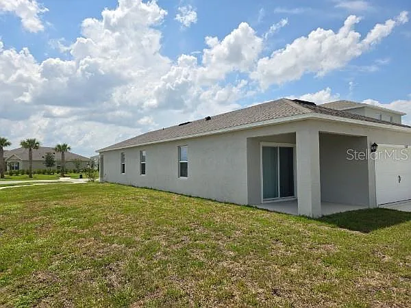 1568 Hummingbird Rd — Photo 3