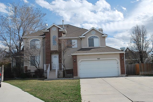 1st image of 982 E Merewood Ct